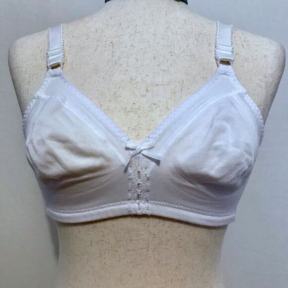 Bali NWOT White Bra Women 34B - Picture 2 of 10